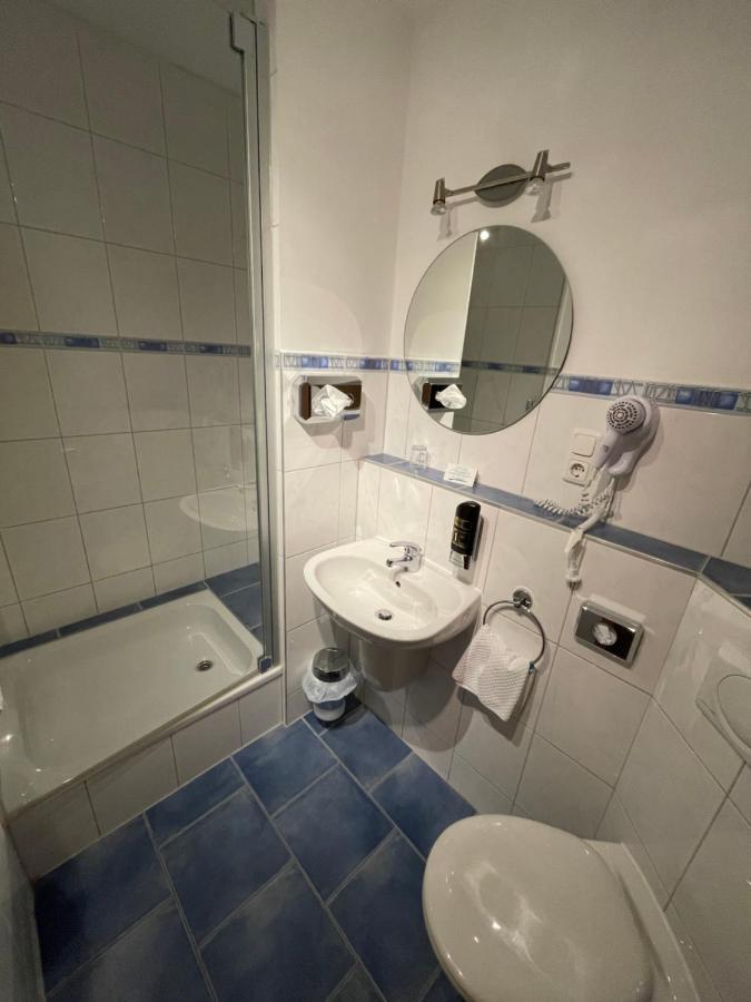 Gasthaus Felsenwastl Essing Bagian luar foto