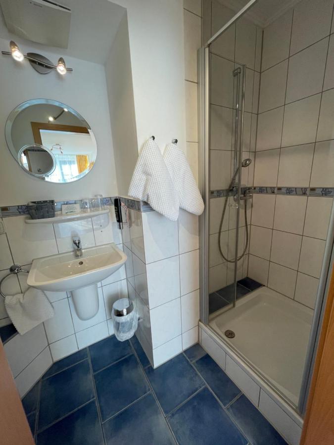 Gasthaus Felsenwastl Essing Bagian luar foto