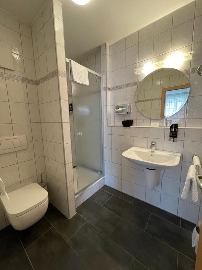 Gasthaus Felsenwastl Essing Bagian luar foto